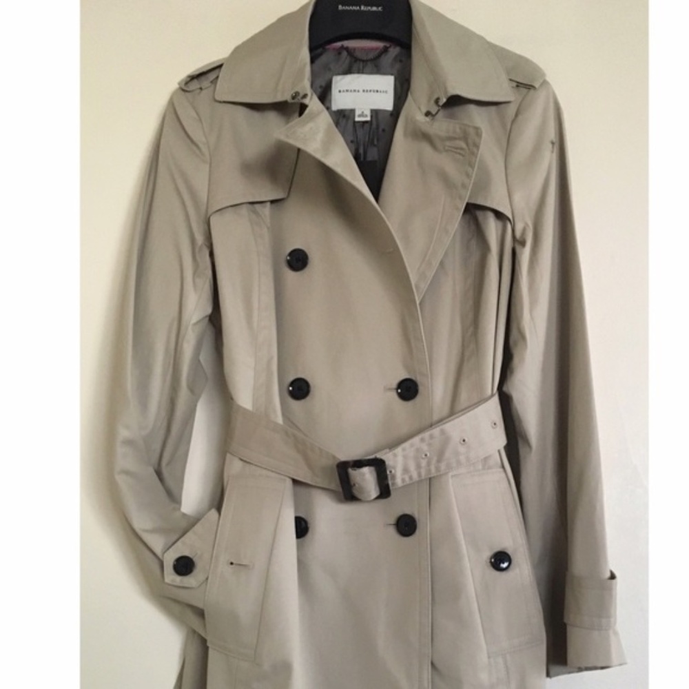 Banana Republic Women's Trench Coat, Khaki, Small